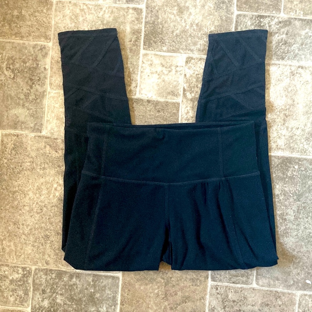 Athleta capris leggings with mesh detail